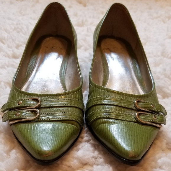 Vox Kitten Heels - Picture 1 of 3